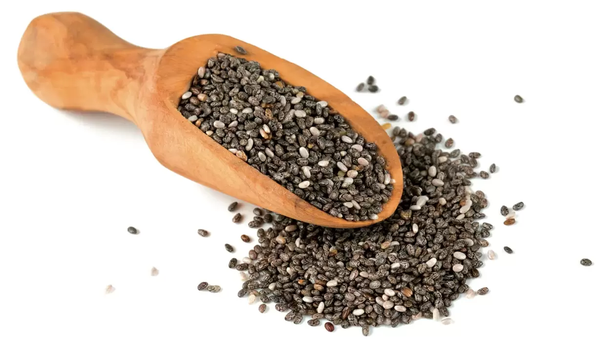 Chia semena v keto kavi